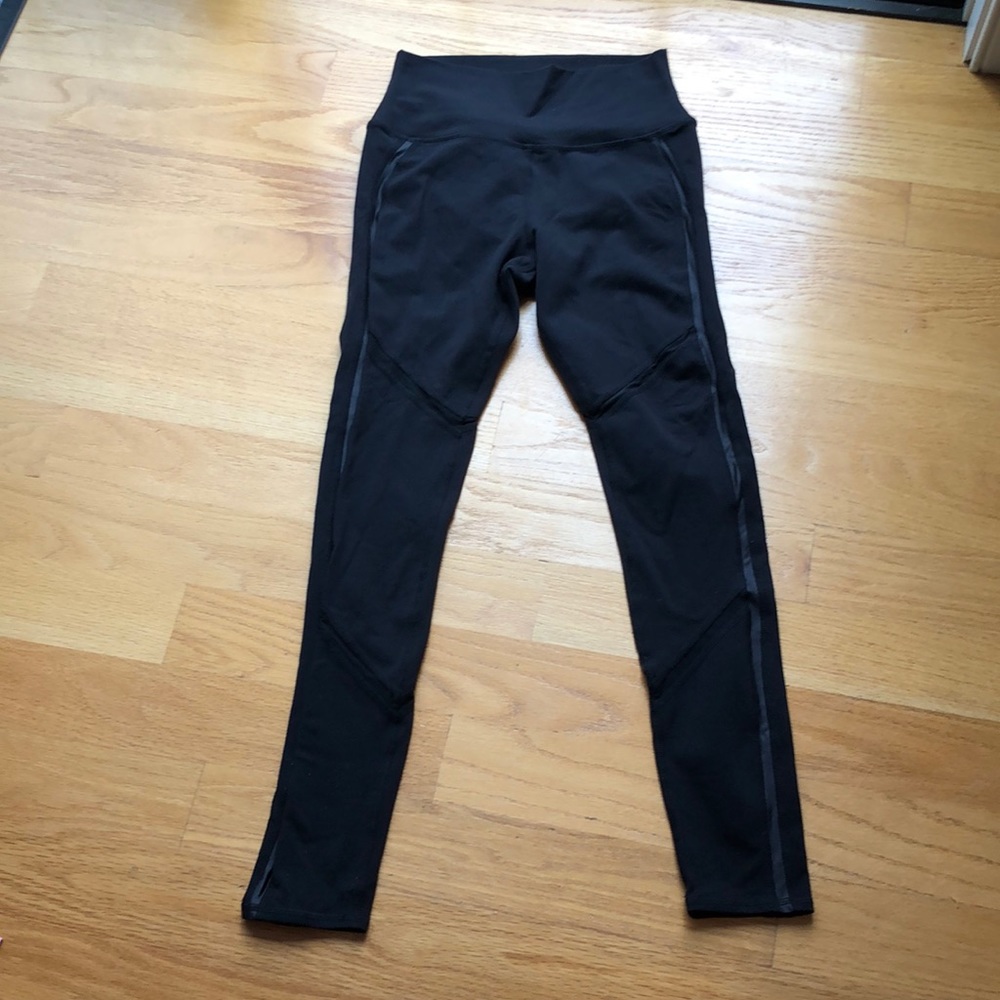 Alo yoga mesh leggings black size medium